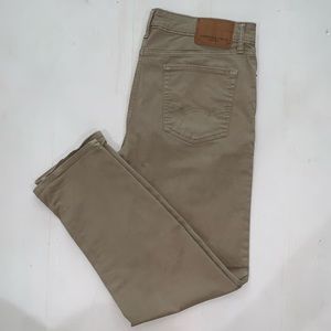 American Eagle, Slim Straight, extreme flex, Khaki Pants, size 33 x 32